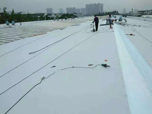 土工膜在水庫斜墻防滲需要具備哪些要點才能施工呢？